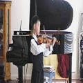 عکس نوازندگی عالی یك ویولنیست8ساله-Bach Partita no. 3 in E Major