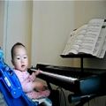عکس پیانو برای همه - نوزاد 6 ماهه