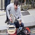 عکس موسیقی خیابانی خلاقانه و ابتکاری در لندن
