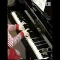 عکس پیانو از یوجا وانگ - carl Czerny op.849 no.15