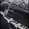 عکس پیانو واقعا عالی......George Cziffra - Liszt Polonaise No.2