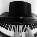 عکس آهنگ ترکیه ای زیبا Yalnızlık Senfonisi با پیانو