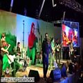 عکس محمد علیزاده و اجرای اهنگ هواتوکردم در اجرای ارگانی ۹۴