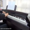عکس نوازندگی با پیانو دیجیتال دایناتون SLP-250H