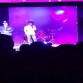 عکس اجرای اهنگ لالایی در کنسرت 1 دی ماه میلاد راستاد