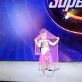 عکس رقصیدن دختر بچه با اهنگ هندی