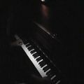 عکس موسیقی فیلم فهرست شیندلر با پیانو