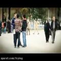 عکس اجرای فلش موب سرود مرگ بر آمریکا حامد زمانی توسط نوجوانان در پارک دا