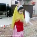 عکس رقص سنتی دختربچه با لباس محلی
