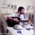 عکس گیتار زدن حمید هیراد روی تخت بیمارستان